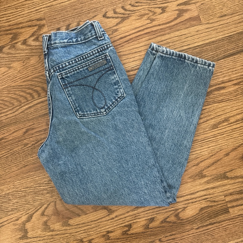 Vintage Calvin Klein 100% cotton denim jeans. Made in USA. Fit like size 1